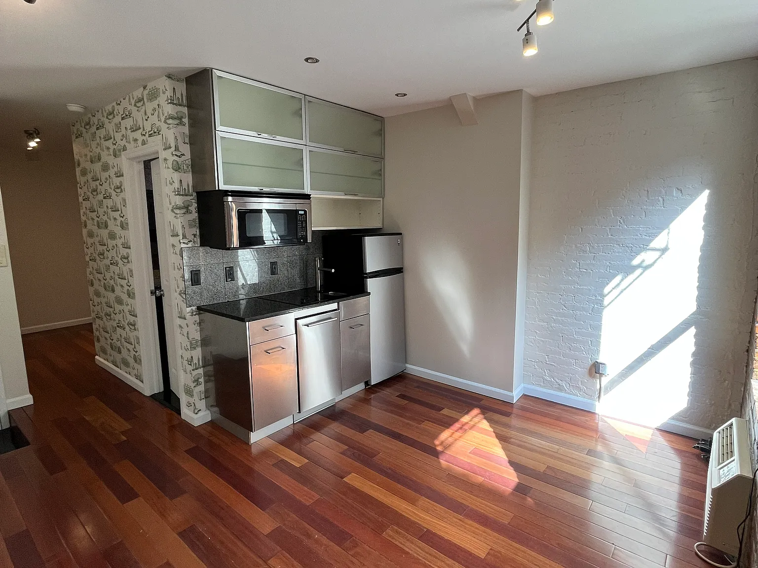 157 Rivington Street — Photo 3