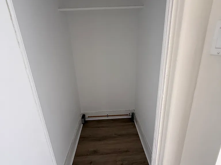 425 W Grace St — Photo 12