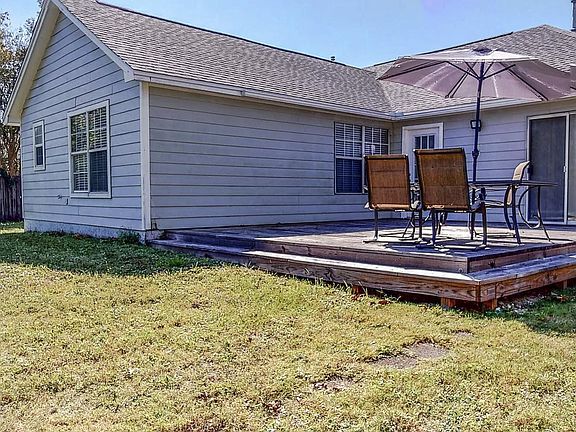 3rd image of 2240 Kerra Ln