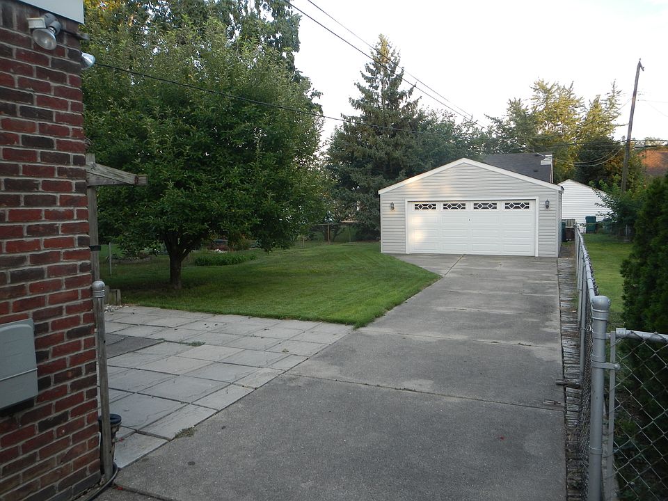 2nd image of 3115 Chestnut St