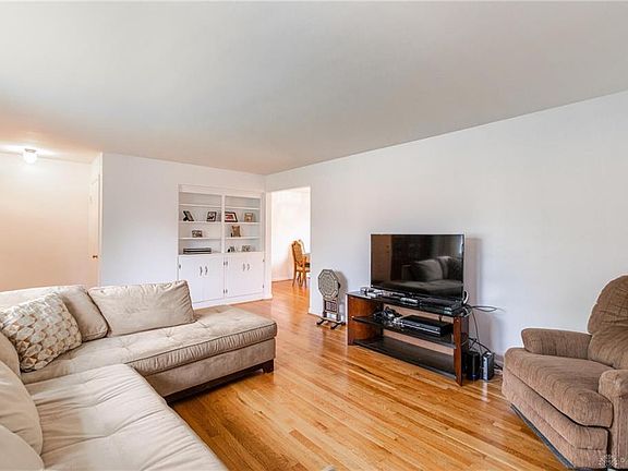 4th image of 1112 Wenbrook Dr