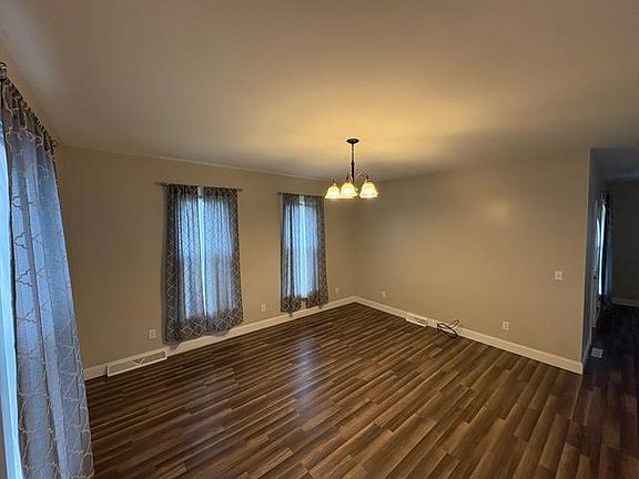 4th image of 101 N Parker St #1