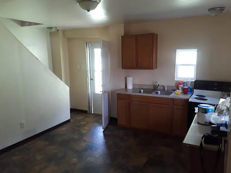 31 Circle Rd — Photo 3