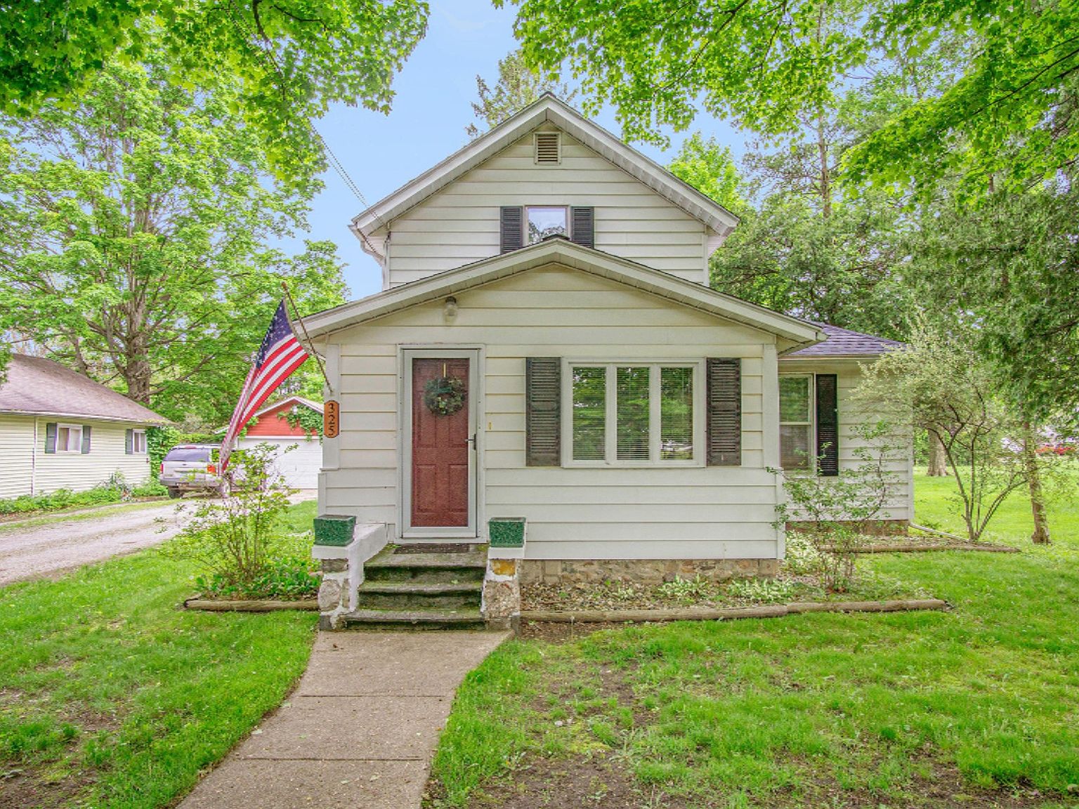 325 E Burr Oak St, Centreville, MI 49032 Zillow