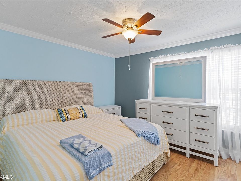 1st image of 1512 Cape Coral Pkwy W APT 101