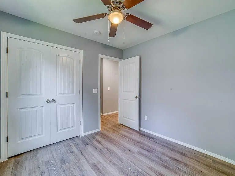 1702 Grand Ave #1 — Photo 6