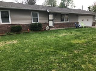 411 E Highland Ave, Washington, IN 47501