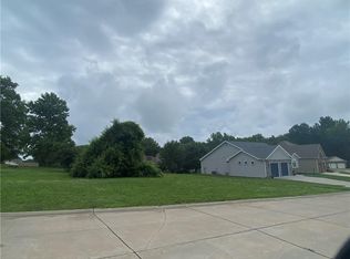 2609 Ashmat Ln, Saint Joseph, MO 64506