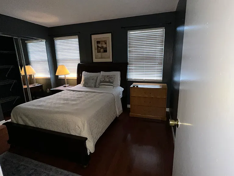 5485 Friarsway Dr — Photo 30