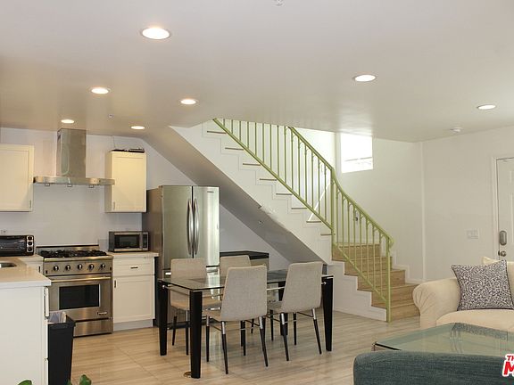 3rd image of 8719 McConnell Ave