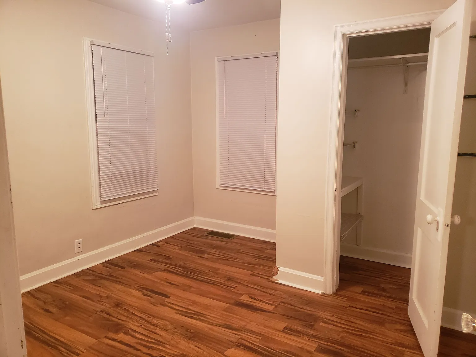 2 bed, 1.0 bath, 777 sqft, $1,150 — Photo 3