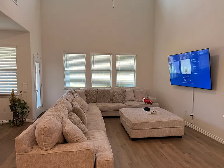 7401 Mayplace Dr — Photo 7