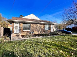 2103 52nd St, Des Moines, IA 50310