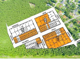 550 Tremont St, Bayville, NJ 08721