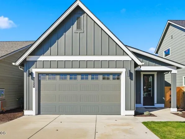 60935 SE Apollo Pl, Bend, OR 97702