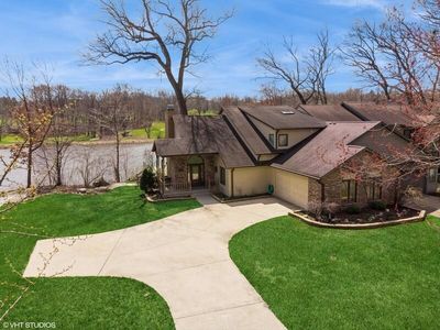 2942 White Oaks Ln, Buchanan, MI, 49107