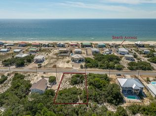 757 W Gulf Beach Dr, Eastpoint, FL 32328