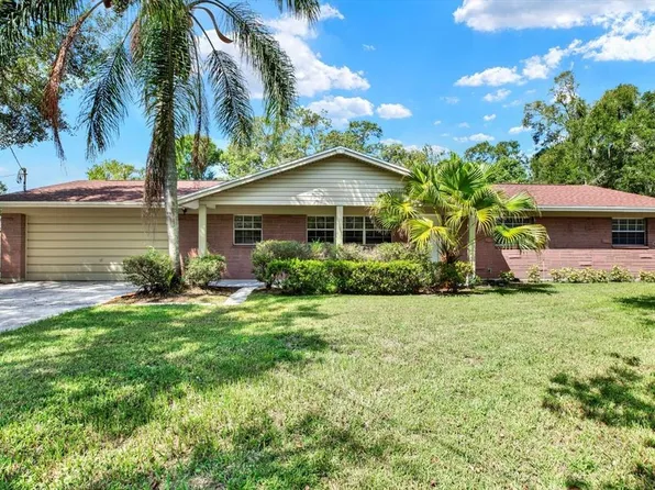 17324 Lynnette Dr, Lutz, FL 33549