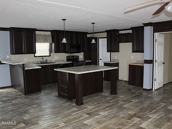 3rd image of 297 Basket Dr