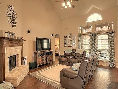 4th image of 5624 Coleto Creek Cir
