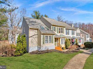 8228 Maple Ridge Ave, Springfield, VA 22153