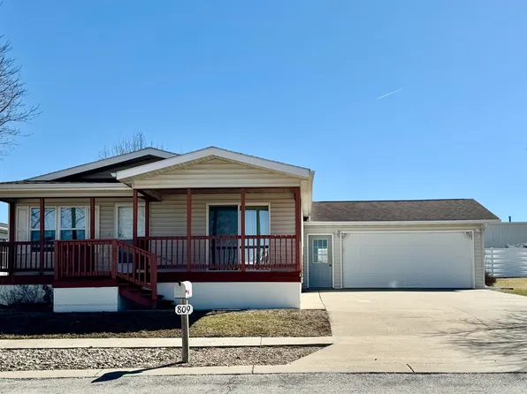 809 Golden Shores Ave, Creston, IA 50801