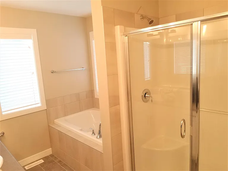 1363 Adamson Dr SW — Photo 16