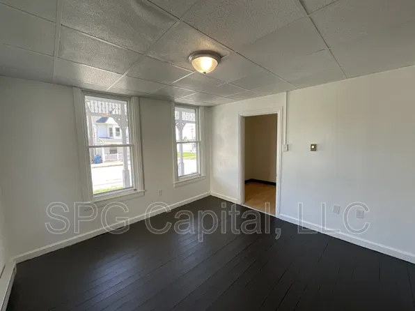 112 N York St, Etters, PA 17319