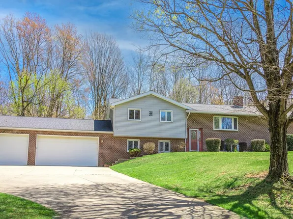 875 Marion Avenue Rd N, Mansfield, OH 44903