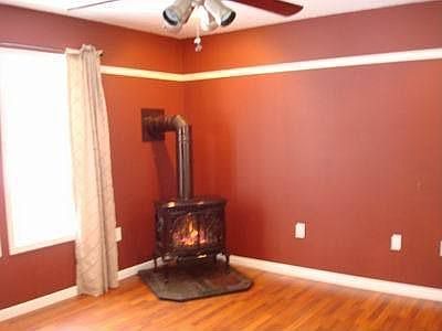2nd image of 16 North St