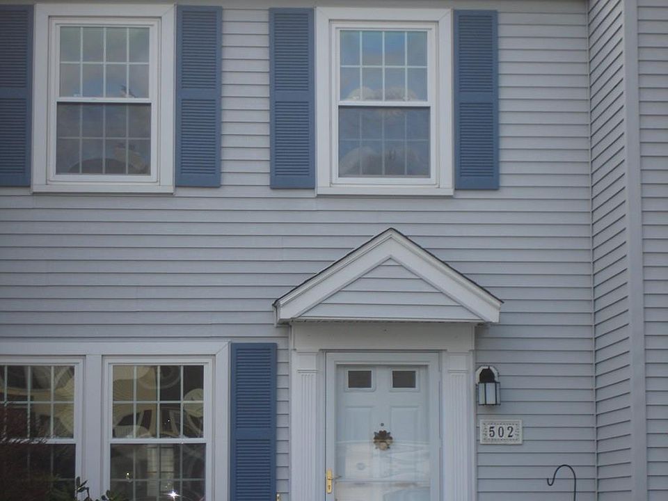 1st image of 502 Forest Park Dr