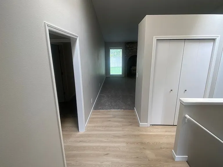 6926 N Old Fort Dr — Photo 9