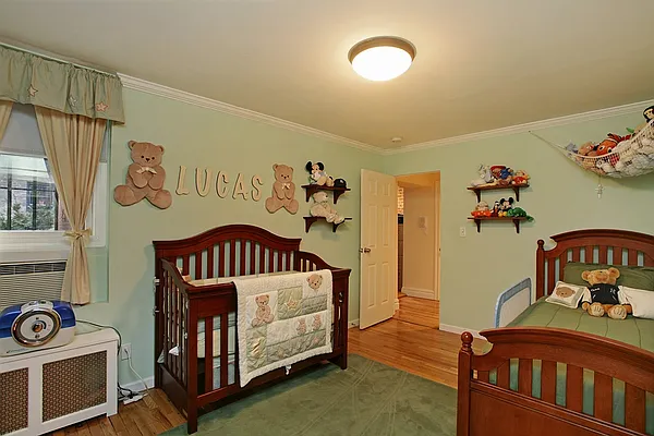 Sold by Corcoran | media 6