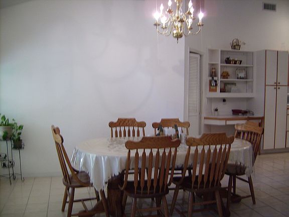 5th image of 1658 Bent Oaks Blvd