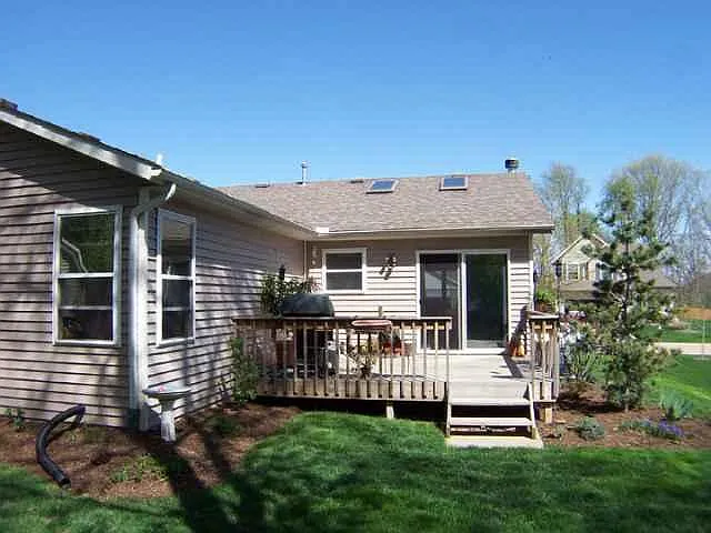 202 8th ave — Photo 3