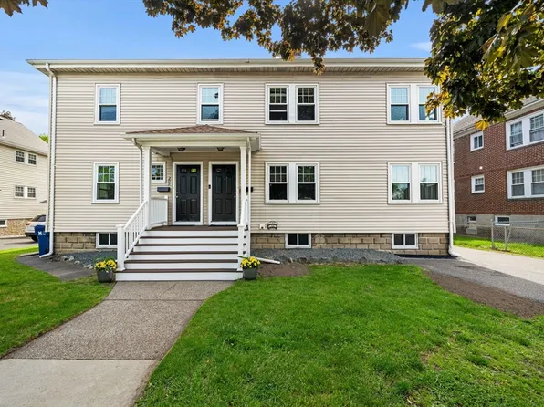 207-209 Main St, Melrose, MA 02176