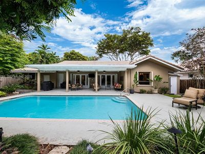 2362 NE 212th Ter, Miami, FL, 33180