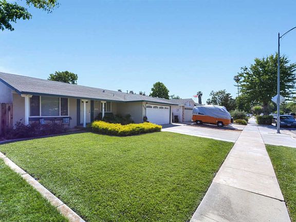 3rd image of 4535 Houndshaven Way
