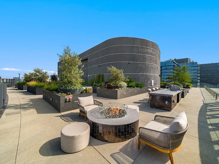 Opus LA — Photo 19