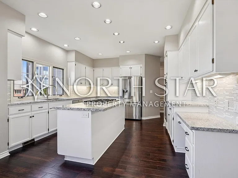 2055 Ridge Pointe Dr — Photo 9
