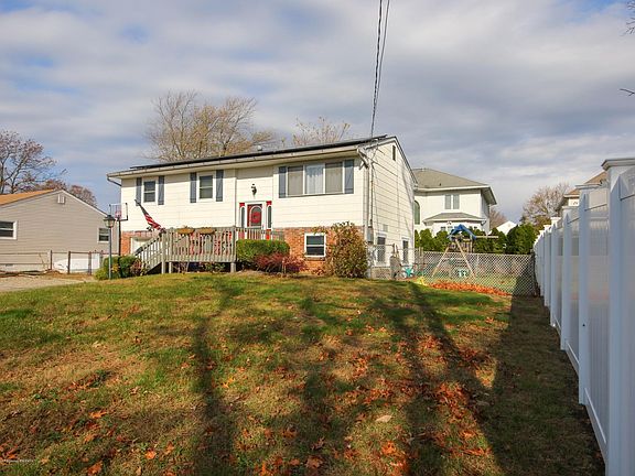 4th image of 1240 Audubon Dr