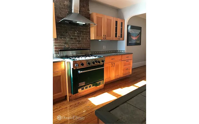 Rented by Douglas Elliman | media 42