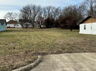 239 Grand Ave, Lebanon, MO 65536