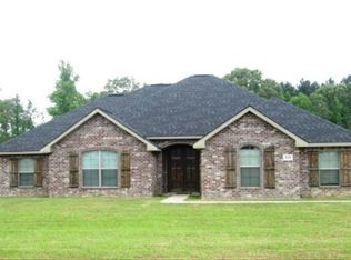 121 Eagle Point Rd, Leesville, LA 71446