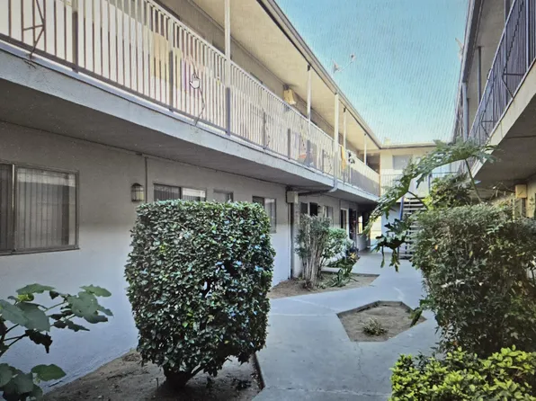 Baldwin Ave. Apartments