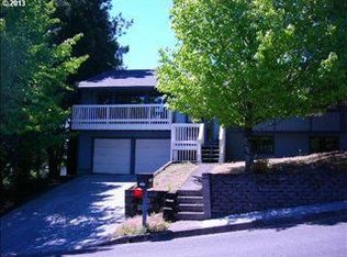 2043 Linnell Ave, Roseburg, OR 97471