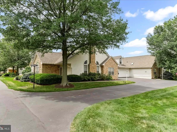 141 Farrington Ln, Souderton, PA 18964