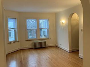 1436 W Thome Ave APT 2C, Chicago, IL 60660