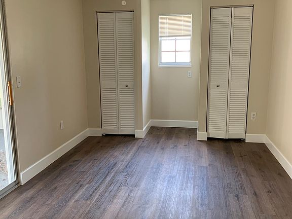 5th image of 1041 Watersedge Dr