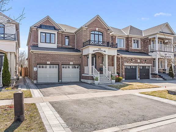 2nd image of 189 Lionhead Golf Club Rd